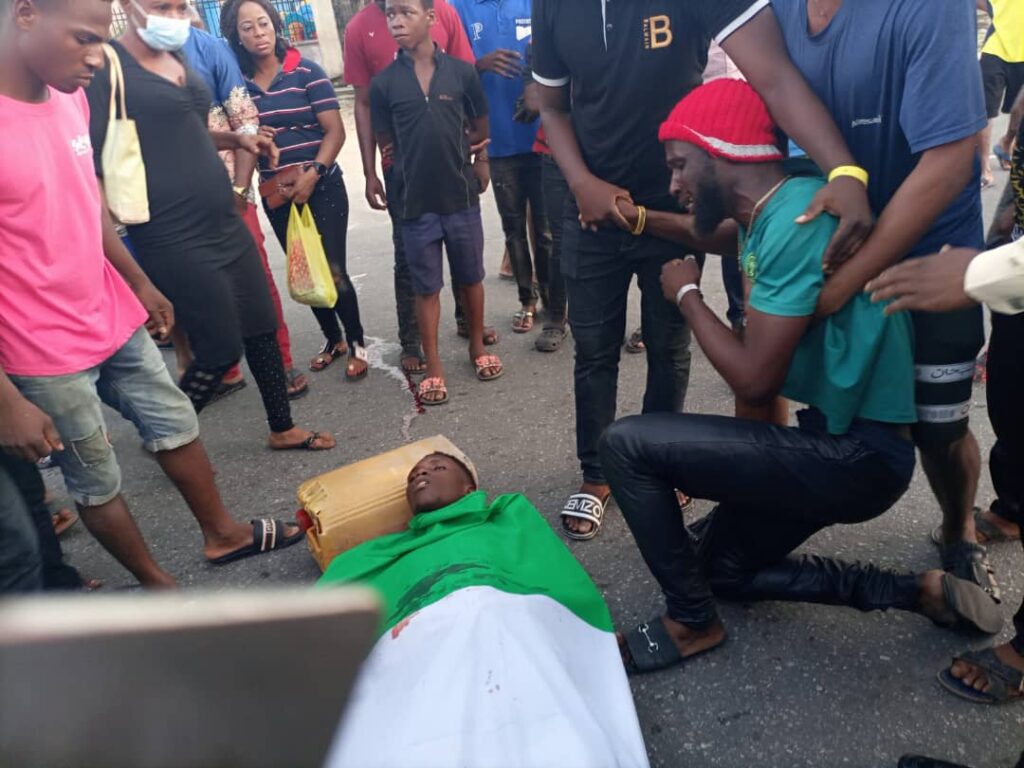PHOTOS: Body of #EndSARS protester allegedly shot dead in Akwa Ibom ...