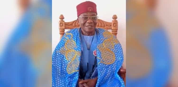 Gunmen Kidnap another paramount ruler, shot 2 aides in Plateau | AIT LIVE