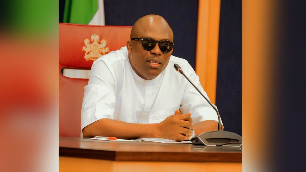 Rivers State Governor, Fubara Swears-in 16 New Permanent Secretaries ...