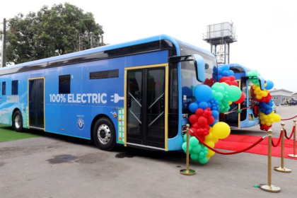 AIT-IMAGES - Electric Buses