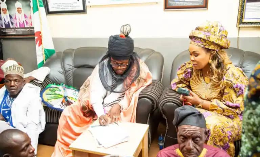 AIT-IMAGES - Uju Kennedy-Ohanenye in Pigba Community