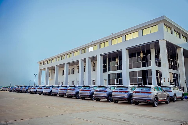 ebonyi governor francis ogbonna nwifuru buys suvs medical doctors autojosh 4