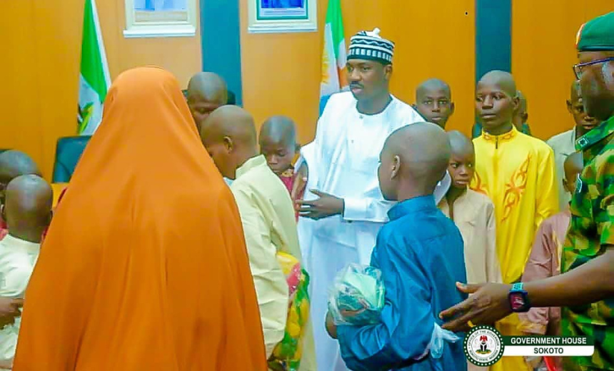 AIT-IMAGES - Rescued Tsagaya pupils being handed over to Sokoto Governor,Ahmad Aliyu