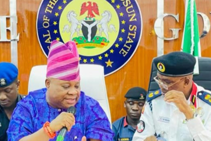 AIT-IMAGES - Ademola Adeleke/ Osun NSCDC Commandant, Akintayo Adaralewa