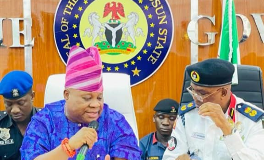 AIT-IMAGES - Ademola Adeleke/ Osun NSCDC Commandant, Akintayo Adaralewa