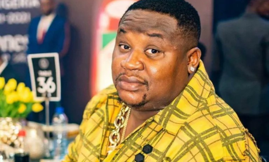 AIT-IMAGES - Cubana Chief Priest