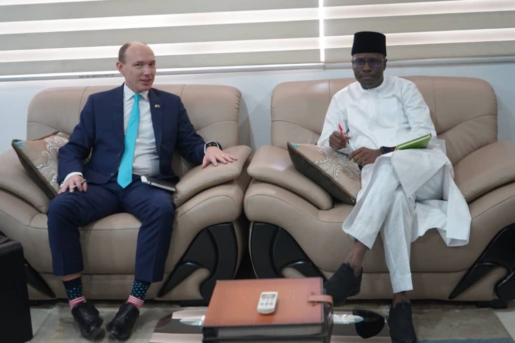 c7f3976c ad3b 4a53 9cd7 00d5e7a293be c7f3976c ad3b 4a53 9cd7 00d5e7a293be