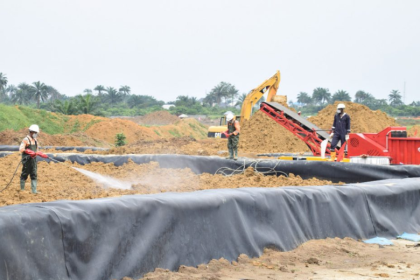 AIT-IMAGES - Ogoni clean up Exercise
