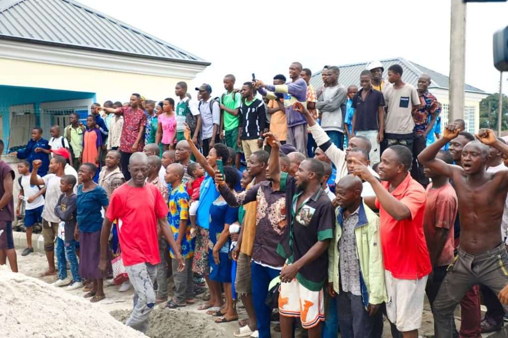 757dc107 1235 4da6 a47c cf617e8adcc8