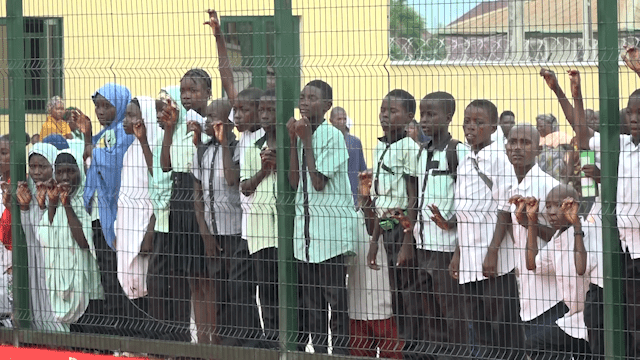 Sequence 01.00 09 02 20.Still074