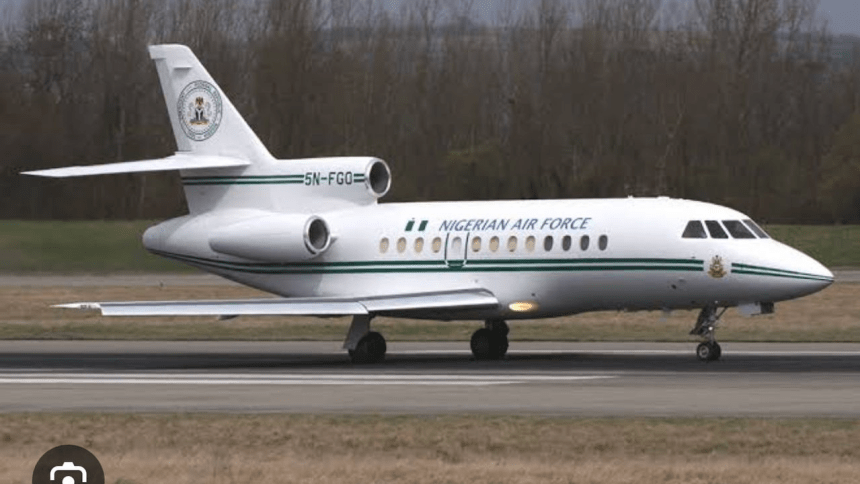 ait-images - Seized Nigerian aircraft in Canada by Chinese company