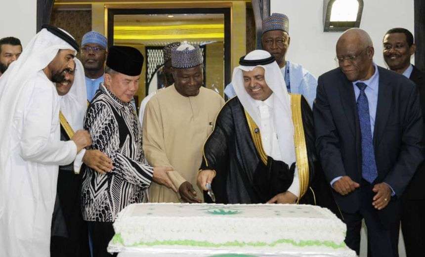 AIT IMAGES 8 7 AIT IMAGES 8 7