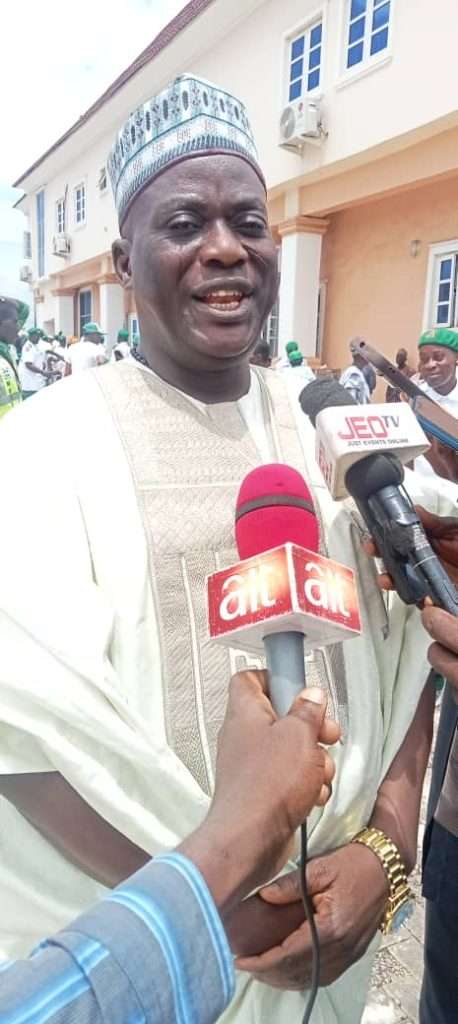 ae65bacd 6a27 491d 8dcf 8d8076254a79 ae65bacd 6a27 491d 8dcf 8d8076254a79