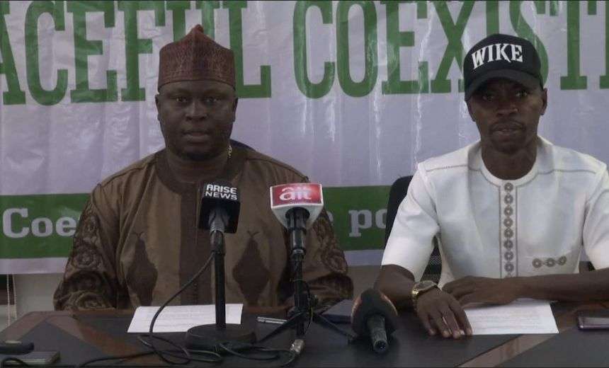 AIT IMAGES 24 AIT IMAGES 24