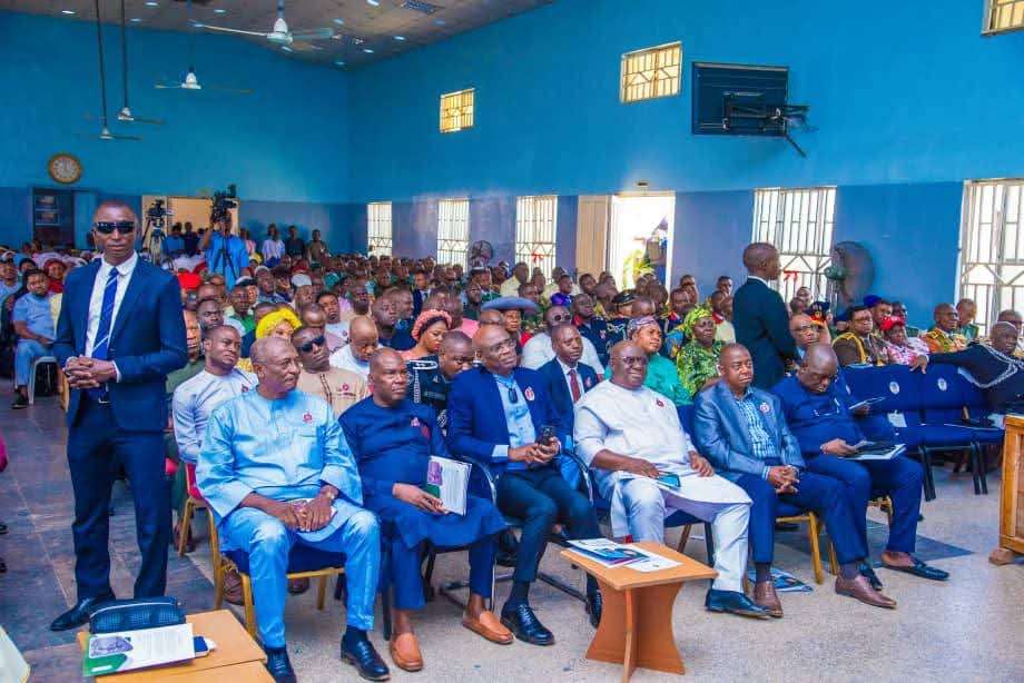 d60c726b 1889 416d 8032 30a3fc05aae9