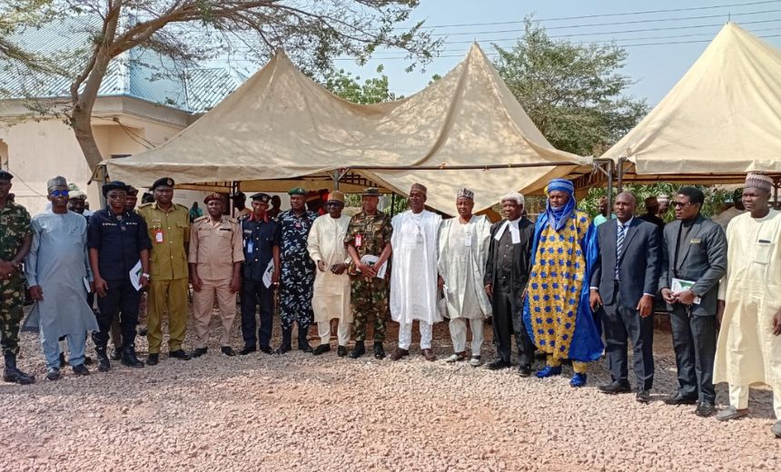 AIT IMAGES 43 AIT IMAGES 43