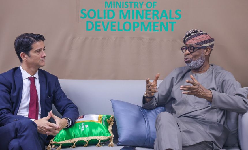 AIT IMAGES 74 AIT IMAGES 74