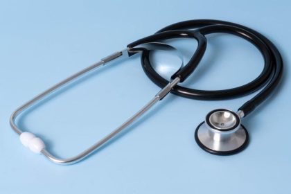 Top 10 Essential Medical Devices Every Nurse Should Have in Their Toolkit 1200x720 1